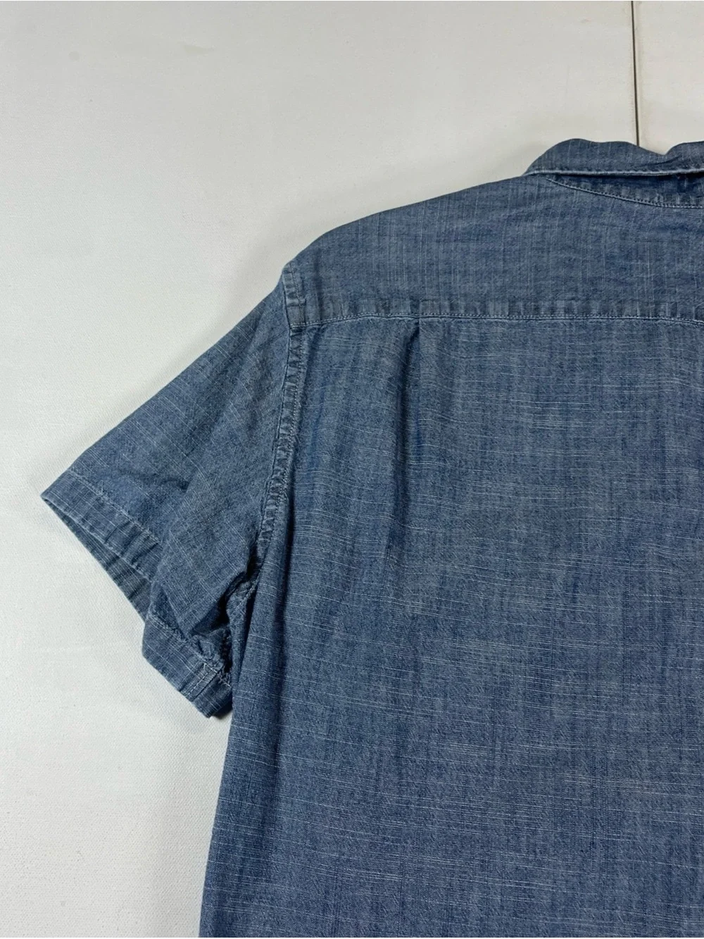 J Crew Chambray Shirt Short Sleeve Button Down Slim Fit Pocket Blue Men’s S